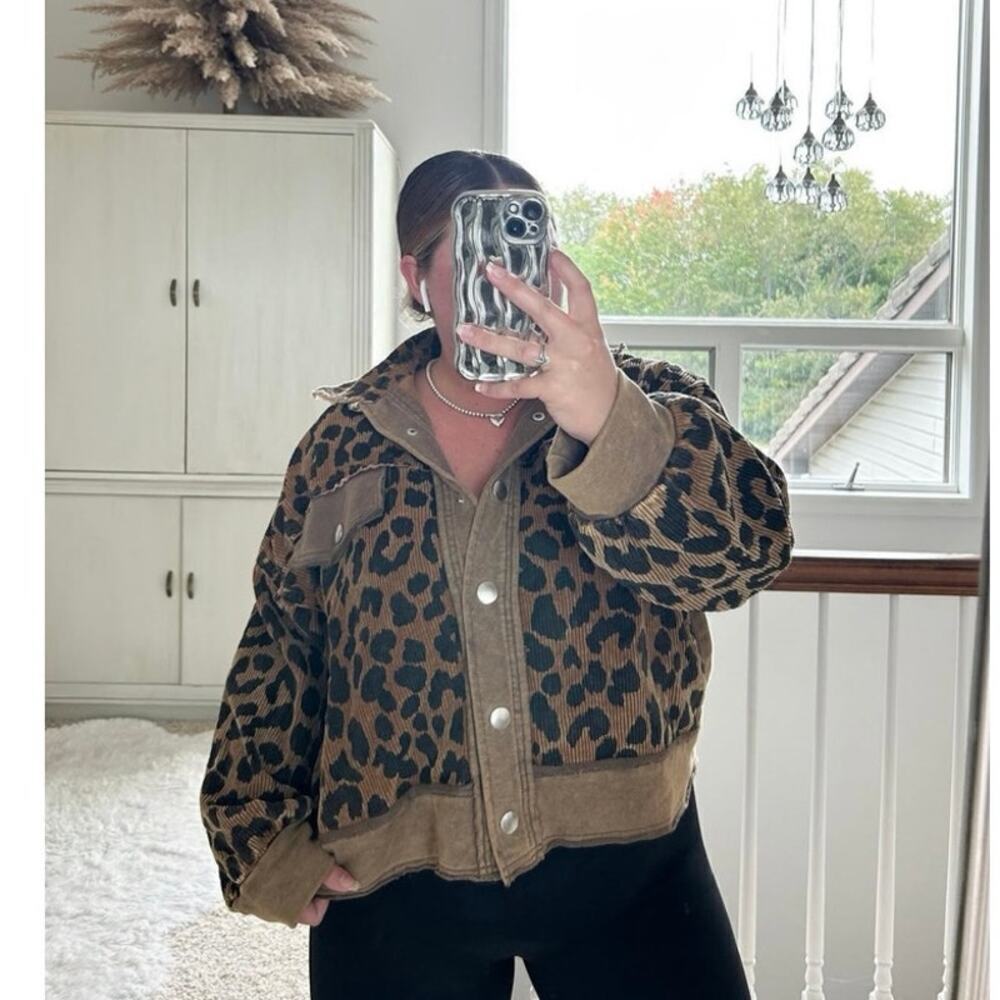 Boutique Leopard Lady Corduroy Leopard Print Shacket